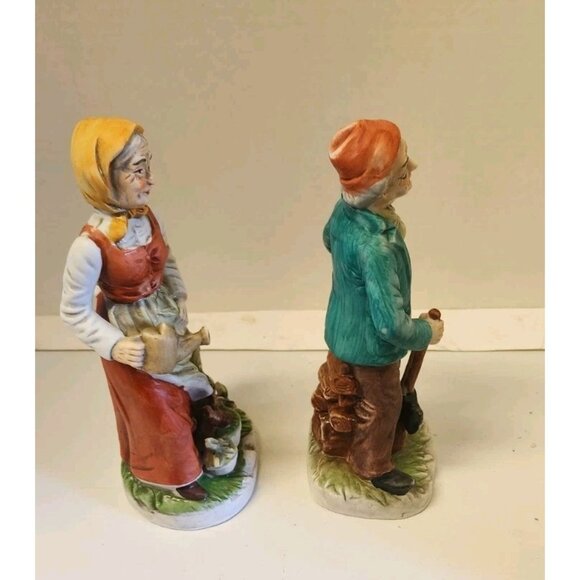Vintage Giftcraft Figurines Old Country WoodsMan and Woman Gardening VGC - Picture 3 of 7